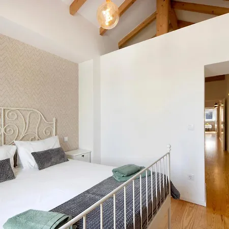 Holiday home Lidador House Do Conde *